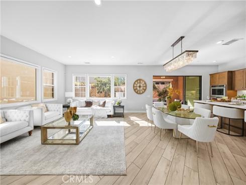 208  Pinnacle  , Lake Forest, CA