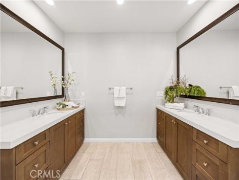 208  Pinnacle  , Lake Forest, CA