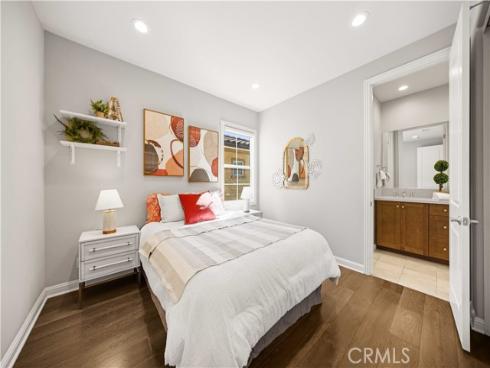 208  Pinnacle  , Lake Forest, CA