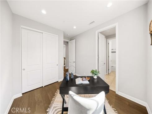 208  Pinnacle  , Lake Forest, CA