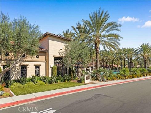 208  Pinnacle  , Lake Forest, CA