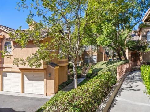 19431  Rue De Valore  , Lake Forest, CA