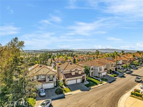 32  Salinas  , Lake Forest, CA