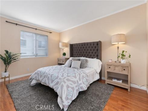 21175  Gladiolos  , Lake Forest, CA