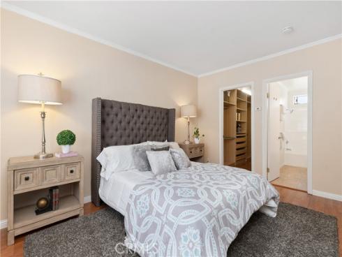 21175  Gladiolos  , Lake Forest, CA