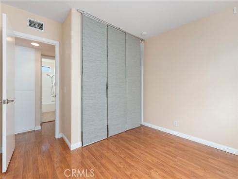 21175  Gladiolos  , Lake Forest, CA