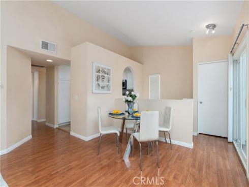 21175  Gladiolos  , Lake Forest, CA