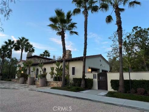 22  Lark  , Lake Forest, CA