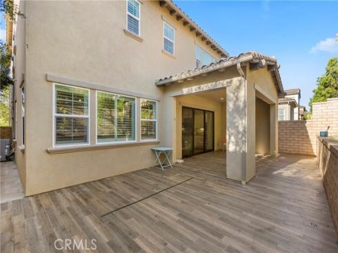 22  Lark  , Lake Forest, CA