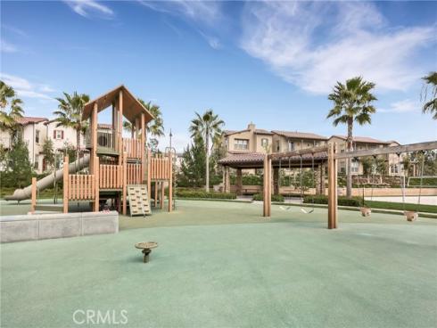 22  Lark  , Lake Forest, CA