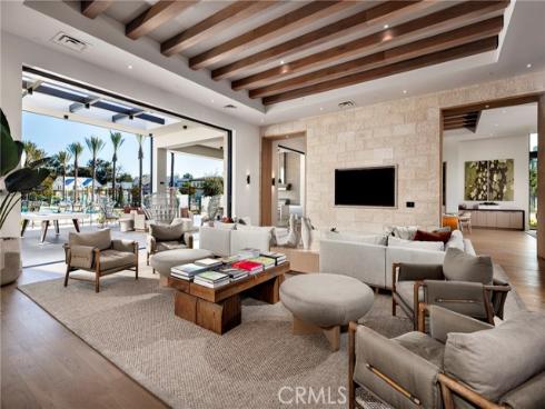 120  Chapman  , Lake Forest, CA