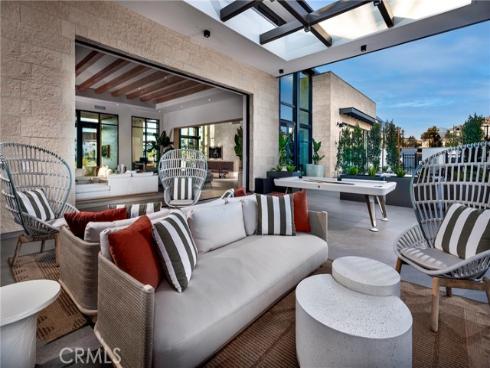 120  Chapman  , Lake Forest, CA