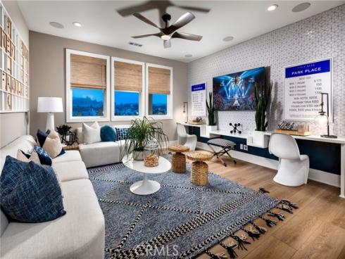 120  Chapman  , Lake Forest, CA