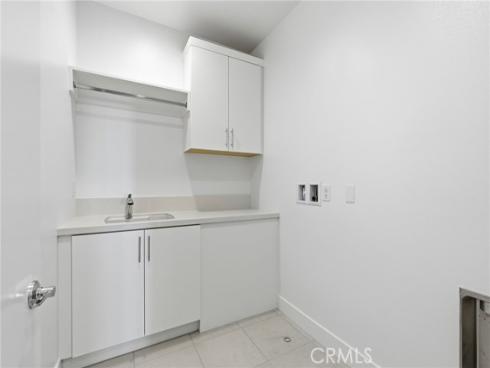 101  Red Oak  , Lake Forest, CA