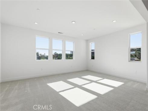 101  Red Oak  , Lake Forest, CA