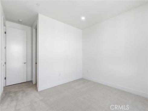 101  Red Oak  , Lake Forest, CA