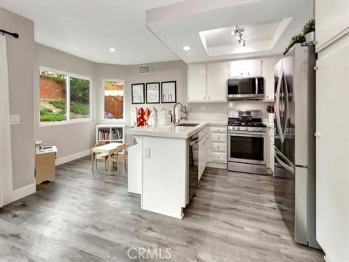 21401  Kirkwall  , Lake Forest, CA