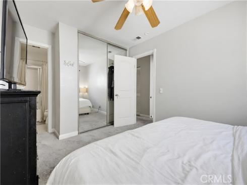 21236  Jasmines  , Lake Forest, CA