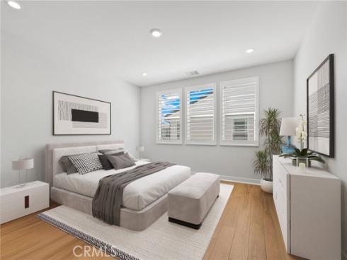 200  Newton  , Lake Forest, CA