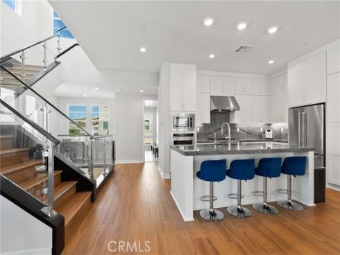 200  Newton  , Lake Forest, CA