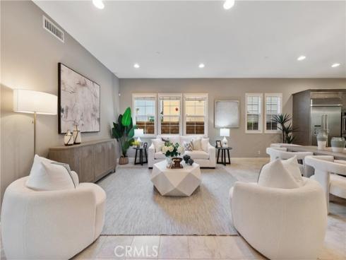 215  Bryce Run  , Lake Forest, CA