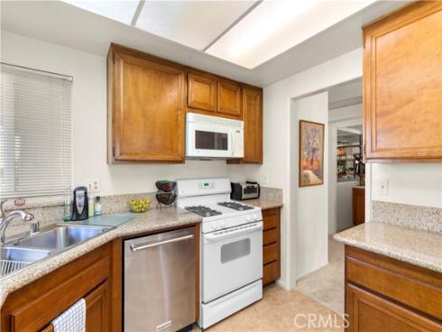 24142 Minnetonka Lane, Lake Forest, CA