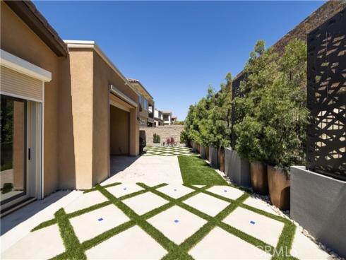 3017  Viejo Ridge North   Drive, Lake Forest, CA