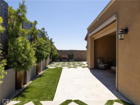 3017  Viejo Ridge North   Drive, Lake Forest, CA