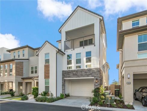 131  Reyes Alley  , Lake Forest, CA