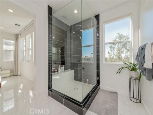 131  Reyes Alley  , Lake Forest, CA