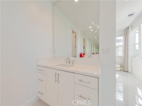 131  Reyes Alley  , Lake Forest, CA