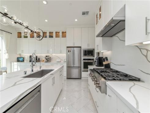 131  Reyes Alley  , Lake Forest, CA