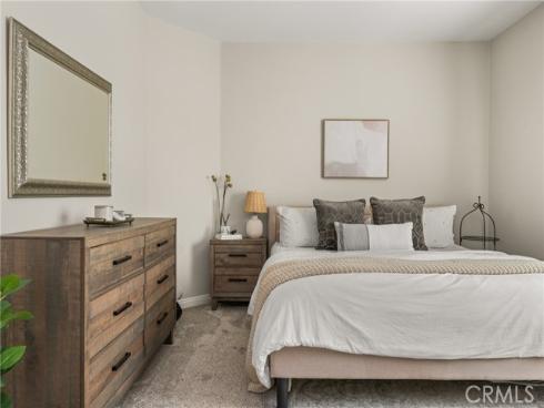 4 Marseille Way , Lake Forest, CA