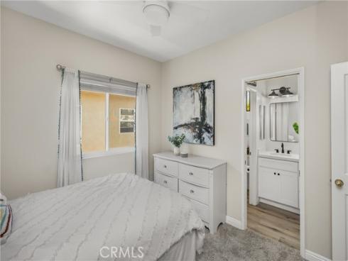 4 Marseille Way , Lake Forest, CA