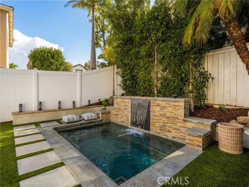 4 Marseille Way , Lake Forest, CA