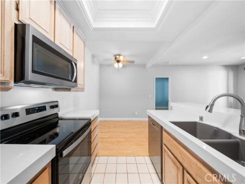 20702  El Toro  325  Road, Lake Forest, CA