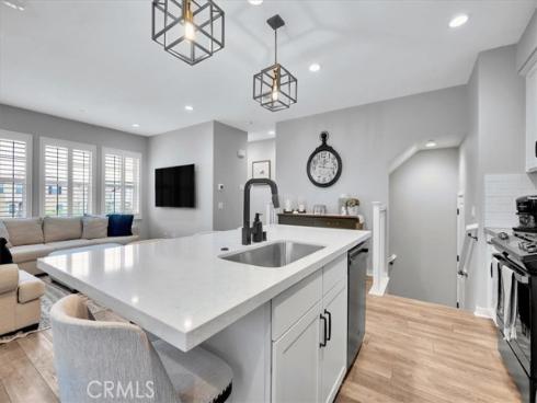 901  Sunset Rdg  , Lake Forest, CA