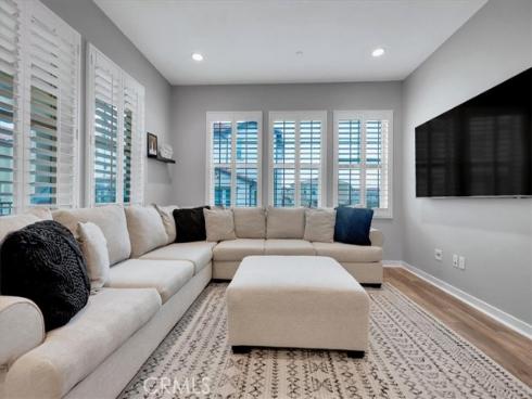 901  Sunset Rdg  , Lake Forest, CA