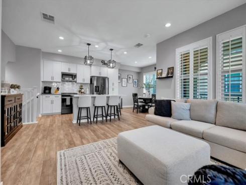 901  Sunset Rdg  , Lake Forest, CA