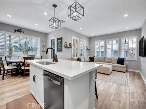 901  Sunset Rdg  , Lake Forest, CA