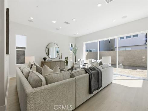 130  Paddlewheel  , Lake Forest, CA