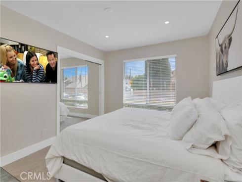 23101  Cherry  20  Avenue, Lake Forest, CA