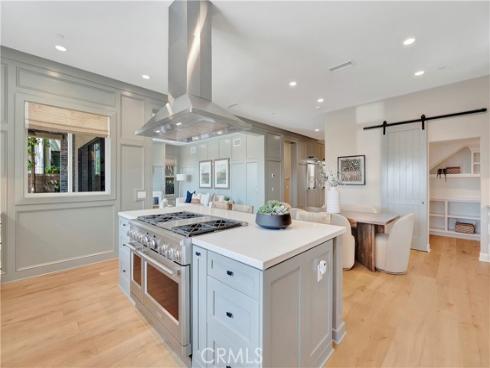 17  Ponte  , Lake Forest, CA