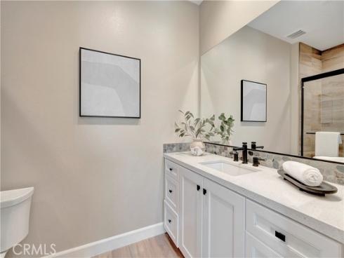 17  Ponte  , Lake Forest, CA