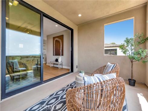 17  Ponte  , Lake Forest, CA