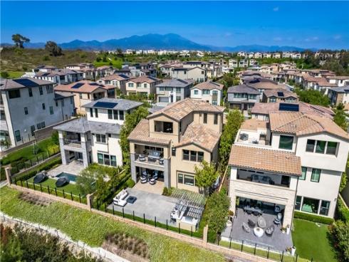 17  Ponte  , Lake Forest, CA