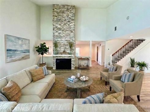 25381  Esrose   Court, Lake Forest, CA