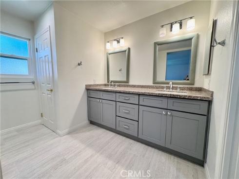 25381  Esrose   Court, Lake Forest, CA