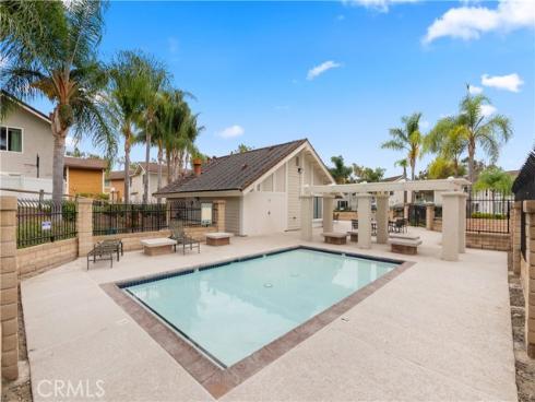 25885  Trabuco  91  Road, Lake Forest, CA