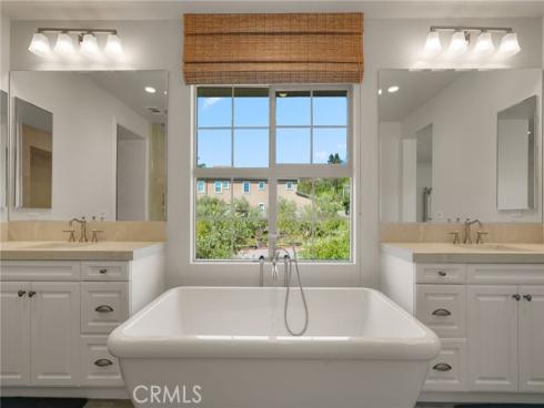 1552 Sunset View Dr , Lake Forest, CA